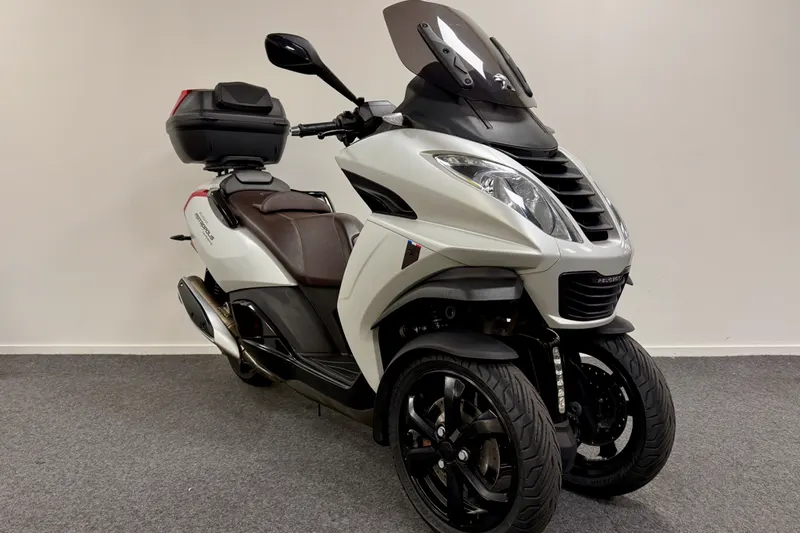 Peugeot Metropolis Ultimate (2020)