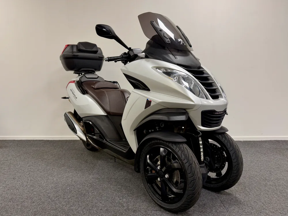 Peugeot Metropolis Ultimate (2020) — foto 1